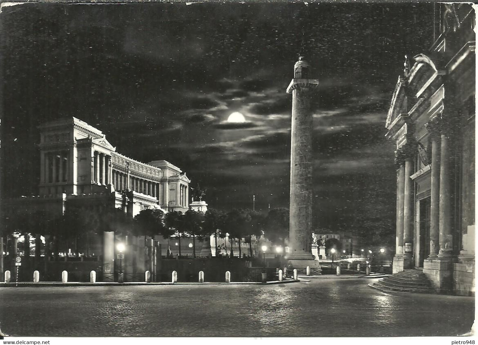 Roma (Lazio) Colonna E Foro Traiano E Altare Della Patria (Monumento A Vittorio Emanuele II), Notturno, By Night - Altare Della Patria