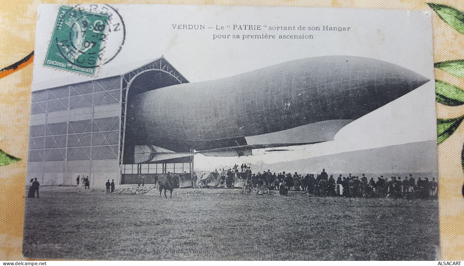 Verdun , Le Patrie Sortant De Son Hangar Pour Sa Première Ascension - Dirigeables