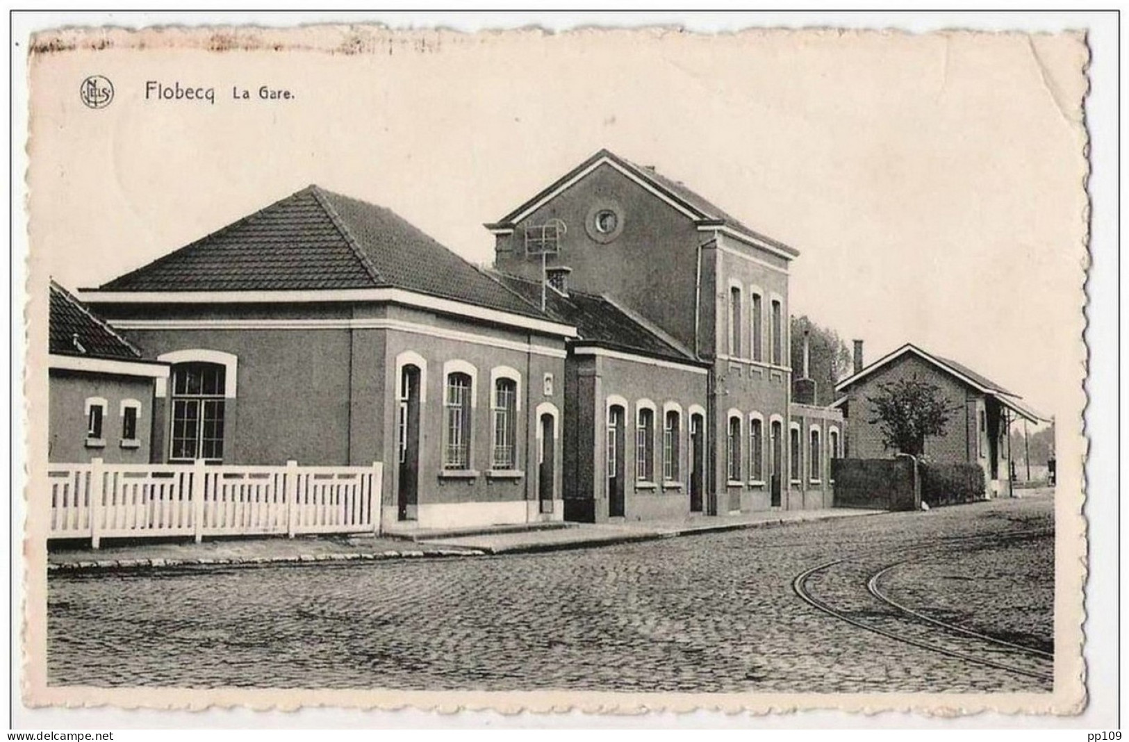 FLOBECQ La Gare Nels  - Carte Rare - Vloesberg
