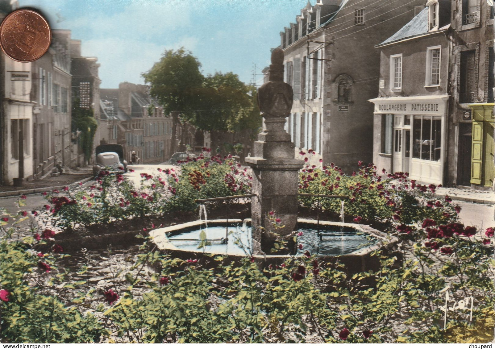 53 - Carte Postale Semi Moderne De  MAYENNE   La Fontaine Saint Vincent - Mayenne