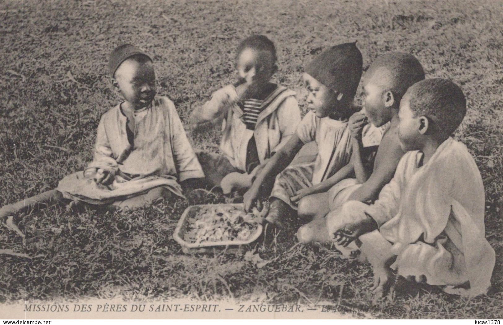 MISSIONS DES PERES DU SAINT ESPRIT / ZANGUEBAR / LE REPAS DU SOIR - Mosambik