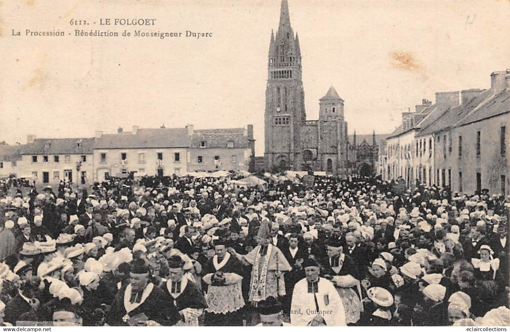 Le Folgoët              29         La  Procession.  Bénédiction De Mgr Duparc    N° 6112     (voir Scan) - Le Folgoët