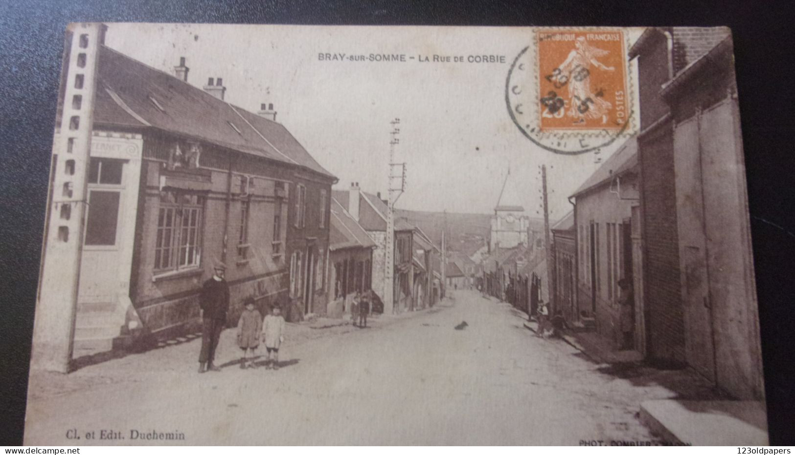 80 BRAY SUR SOMME LA RUE DE CORBIE EDIT DUCHEMIN VOYAGEE 1929 - Bray Sur Somme