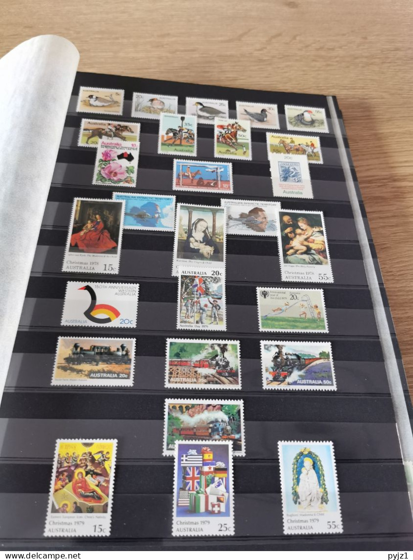 Australia 1977-1990 MNH In Stockbook - Collections (en Albums)