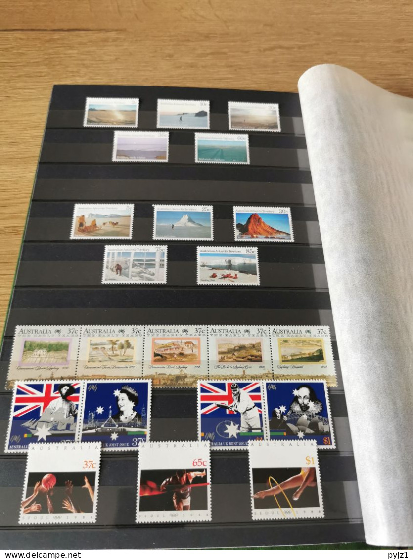 Australia 1977-1990 MNH in stockbook