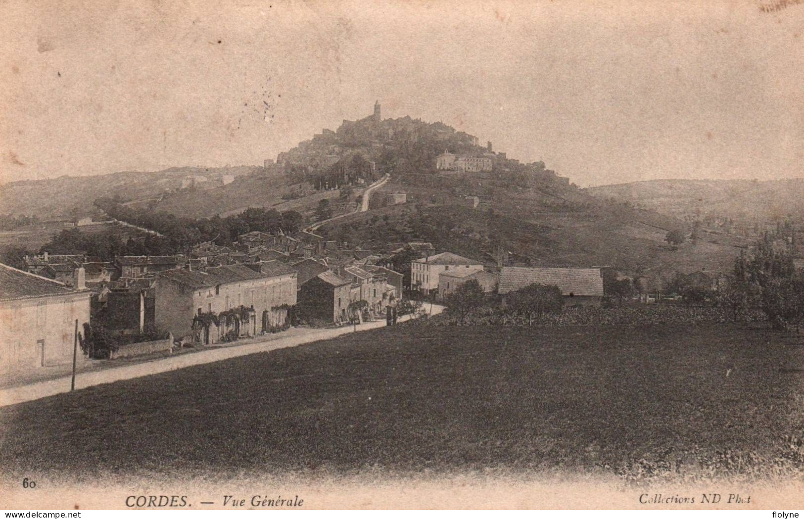 Cordes - Route Et Vue Générale Du Village - Cordes