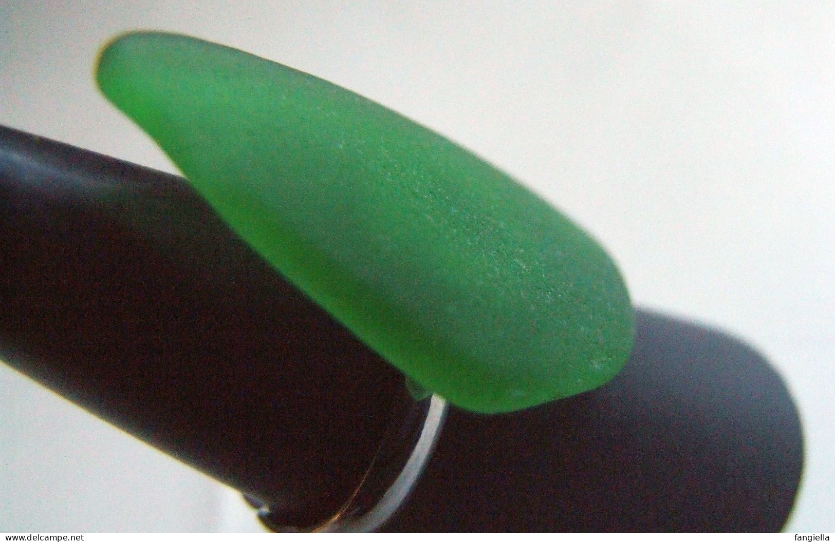 Fête des mères, bague verte femme, verre de mer naturel, bijou nature, bague minimaliste, cadeau unique pour elle, annea