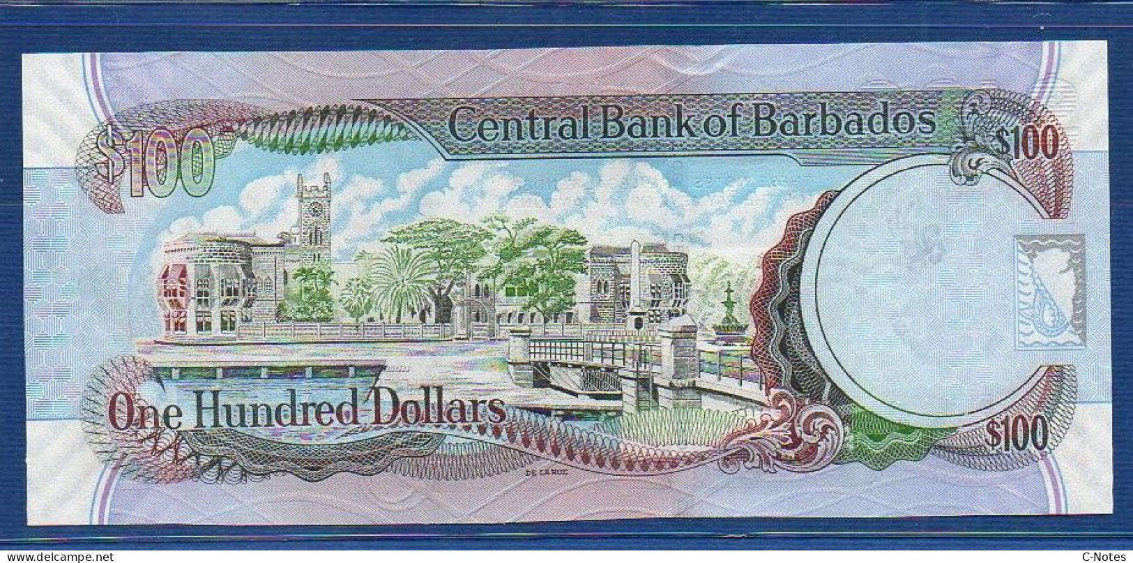 BARBADOS - P.71a –  100 DOLLARS 2007 UNC, S/n E26659156 - Barbades