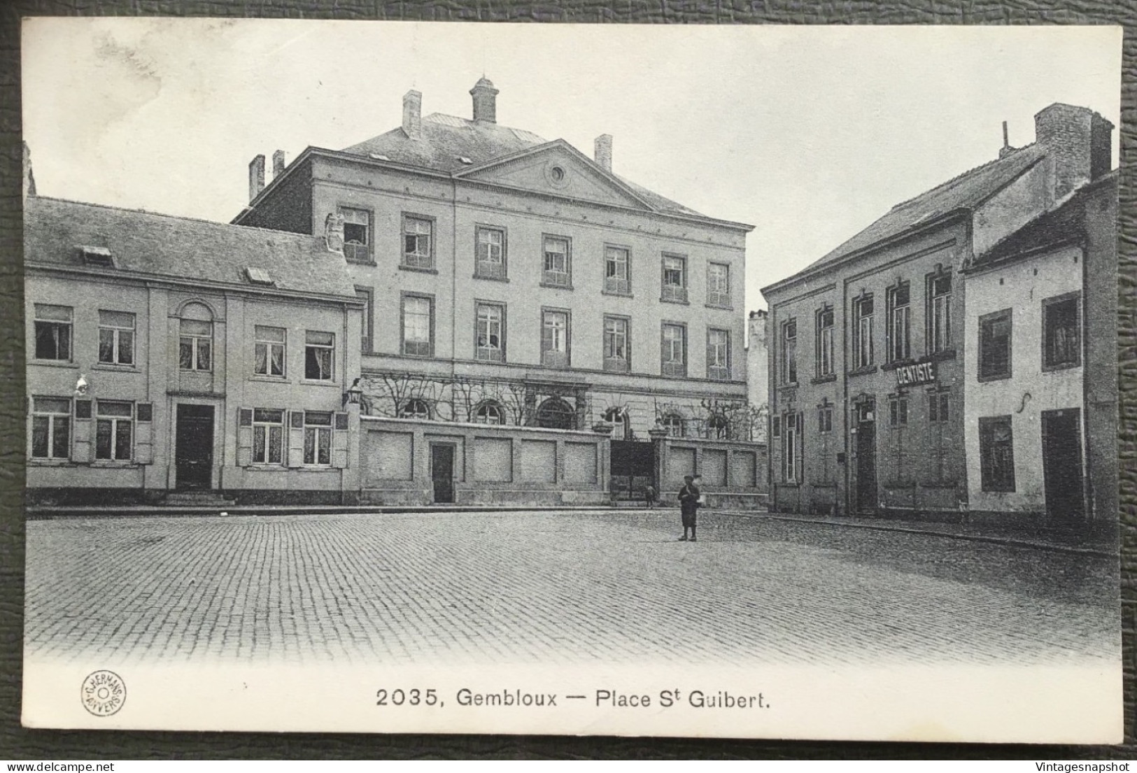 GEMBLOUX  Place Saint Guibert. 1 CP Postée En 1913 - Gembloux