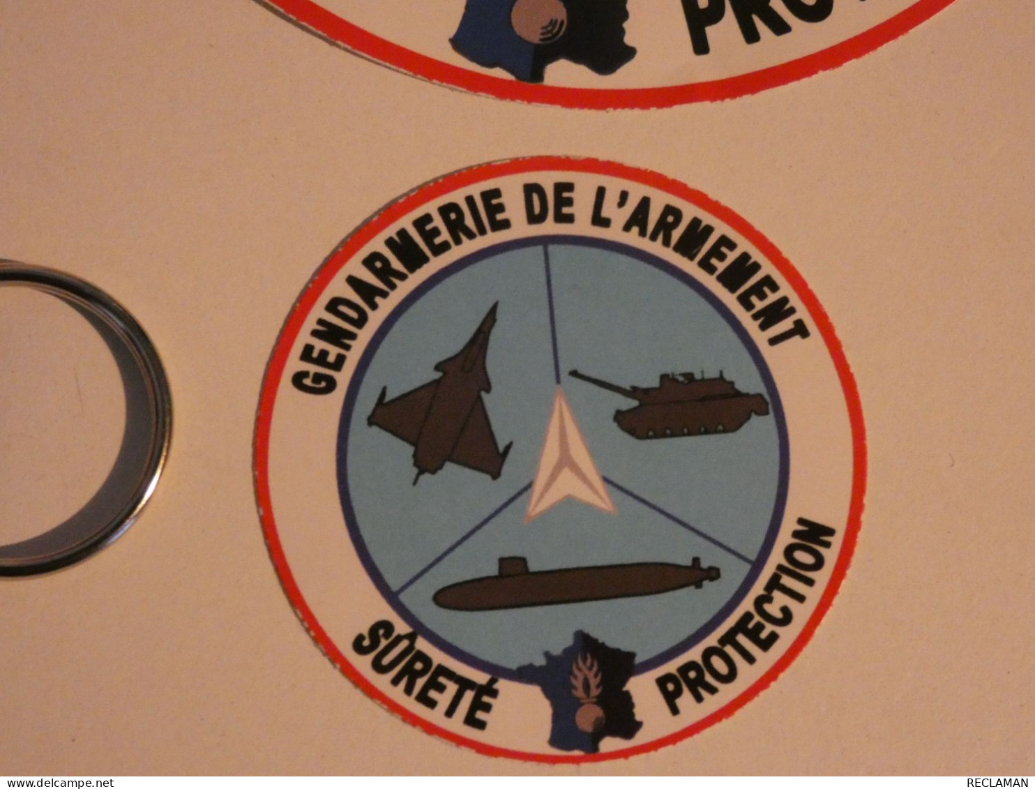 LOT GENDARMERIE DE L'ARMEMENT AUTOCOLLANT + AIMANT MAGNET + PORTE CLES - Police & Gendarmerie