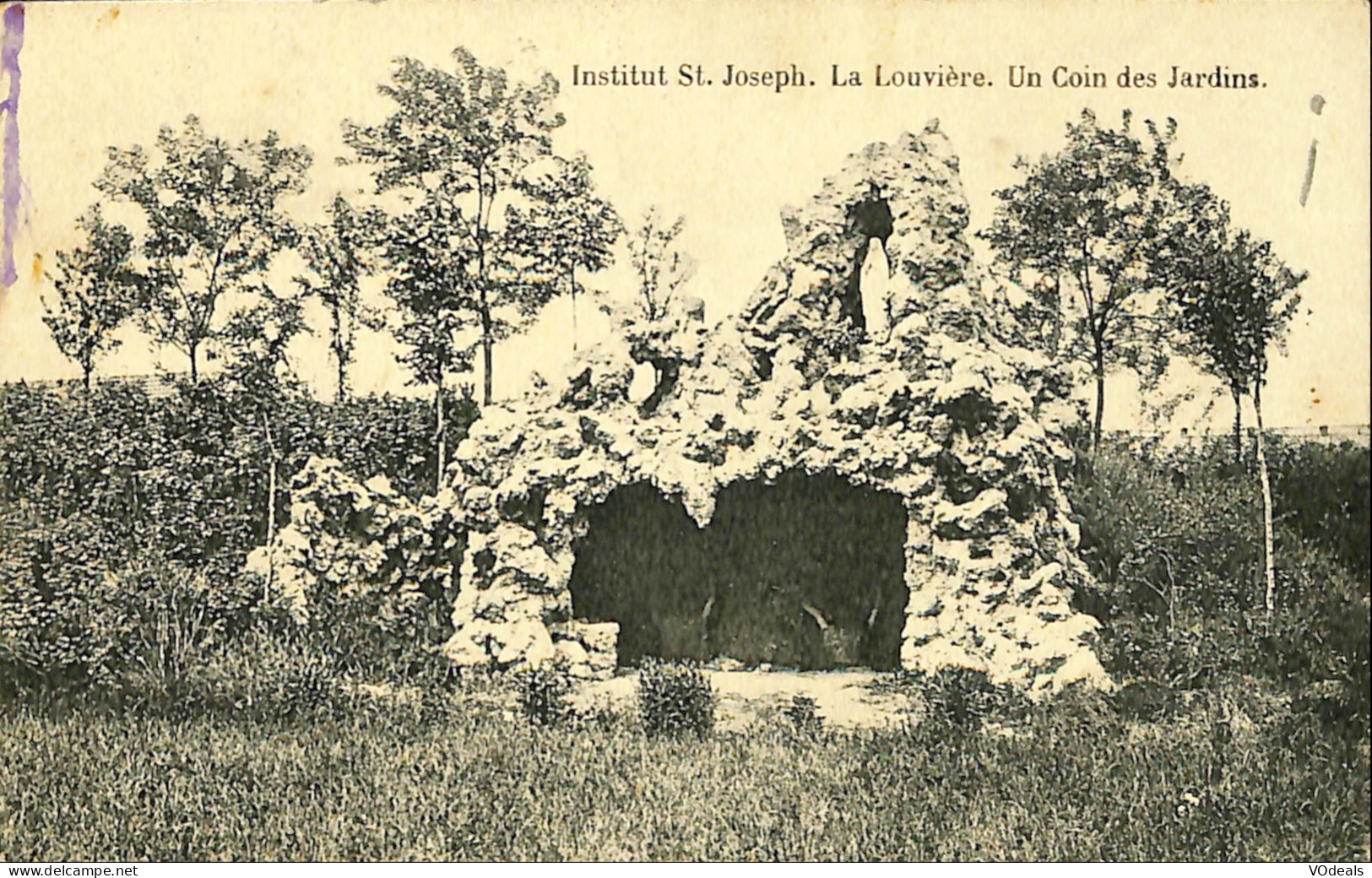 Belgique - Hainaut - La Louvière - Institut St. Joseph - Un Coin Du Jardin - La Louvière