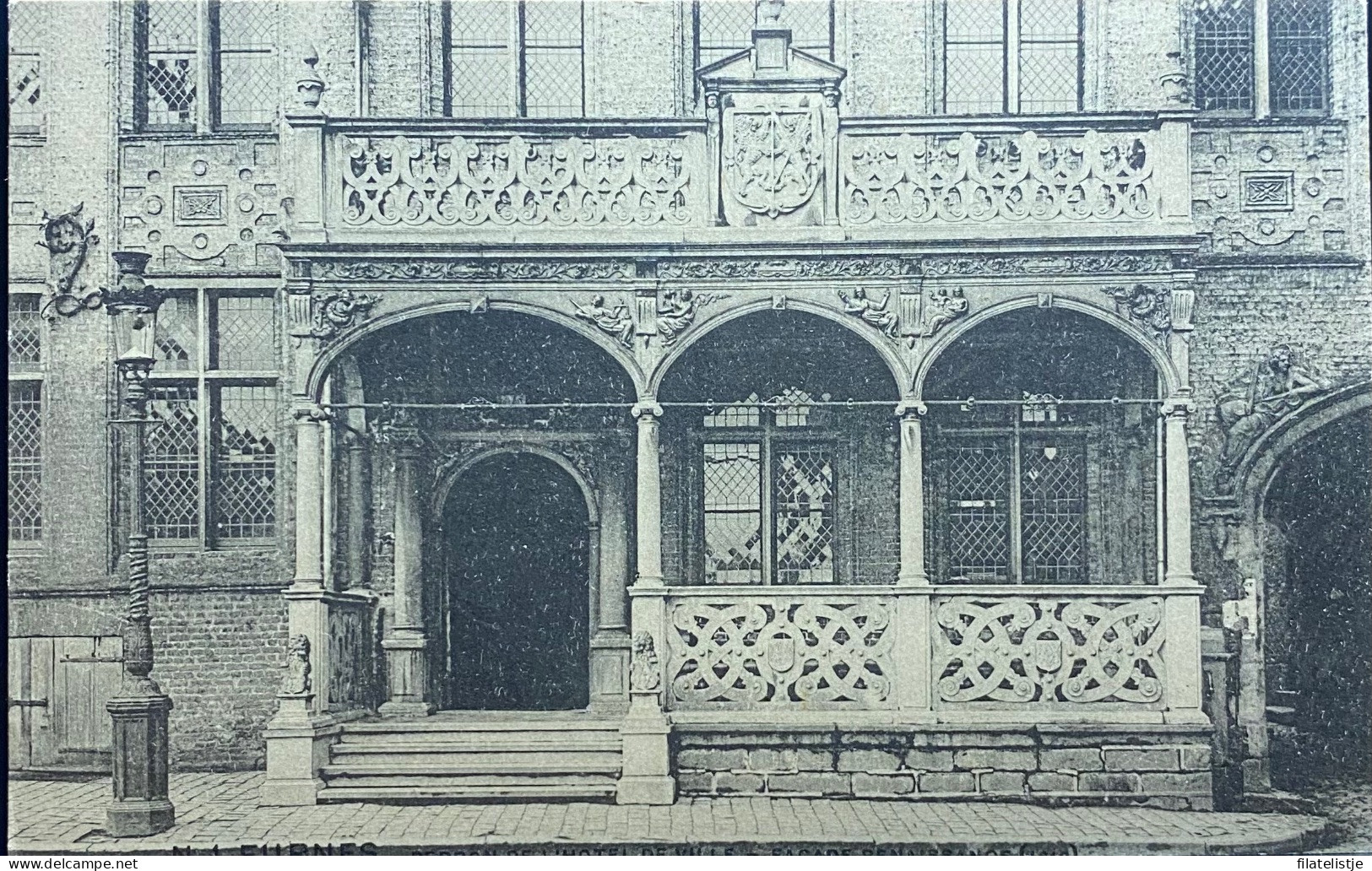 Veurne. Ingang Oud Stadhuis - Veurne