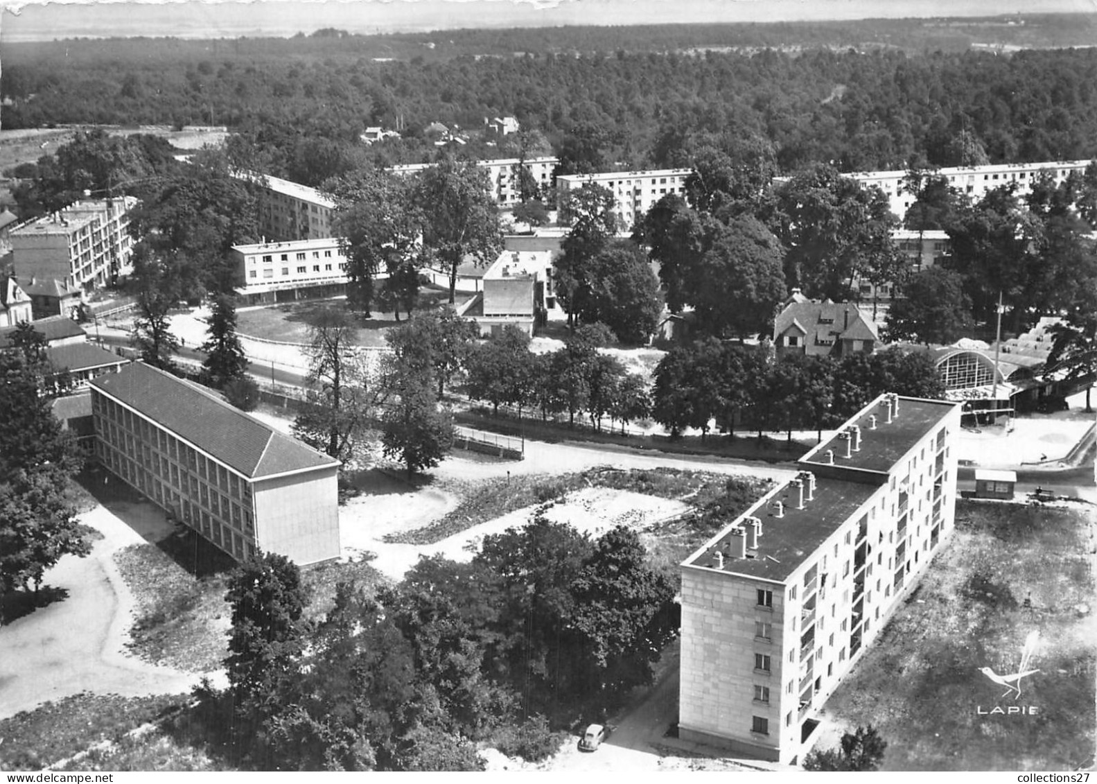 93-CLICHY-SOUS-BOIS- LES ECOLE ET LES NOUVELLES CONSTRUCTIONS VUE DU CIEL - Clichy Sous Bois