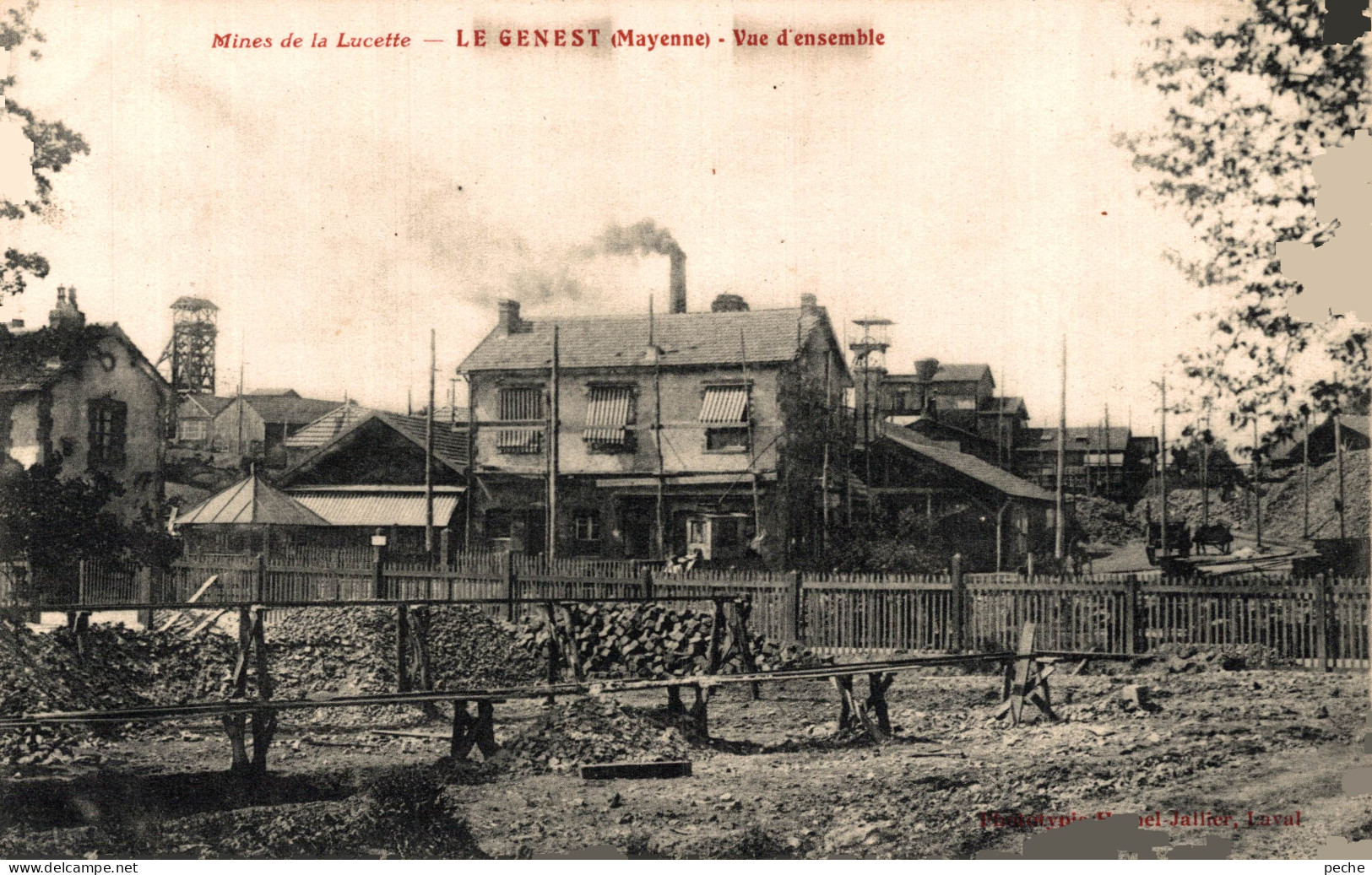 N°104114 -cpa Le Genest -mines De La Lucette-vue D'ensemble - Mines