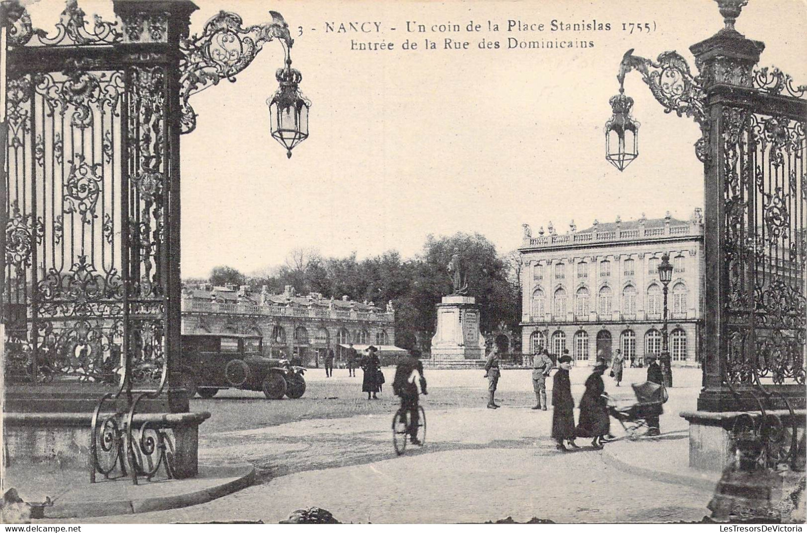 FRANCE - 54 - Nancy - Un Coin De La Place Stanislas 1755 ) Entrée De La Rue Des Dominicains - Carte Postale Ancienne - Nancy