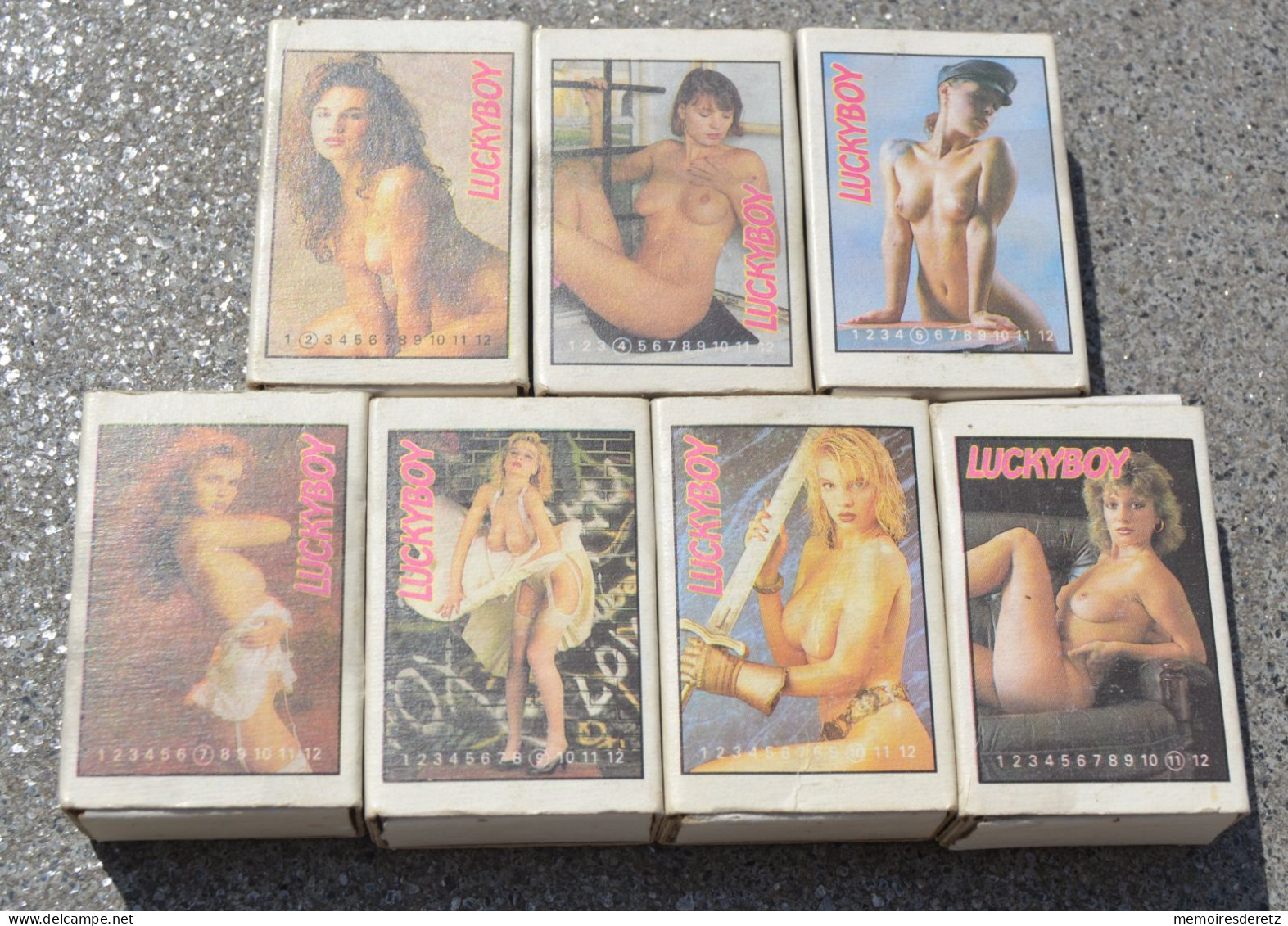 Boite D'allumettes Tchécoslovaquie - Lot De 7 Pin Up Femme Nue Seins Nus LUCKYBOY - Luciferdozen