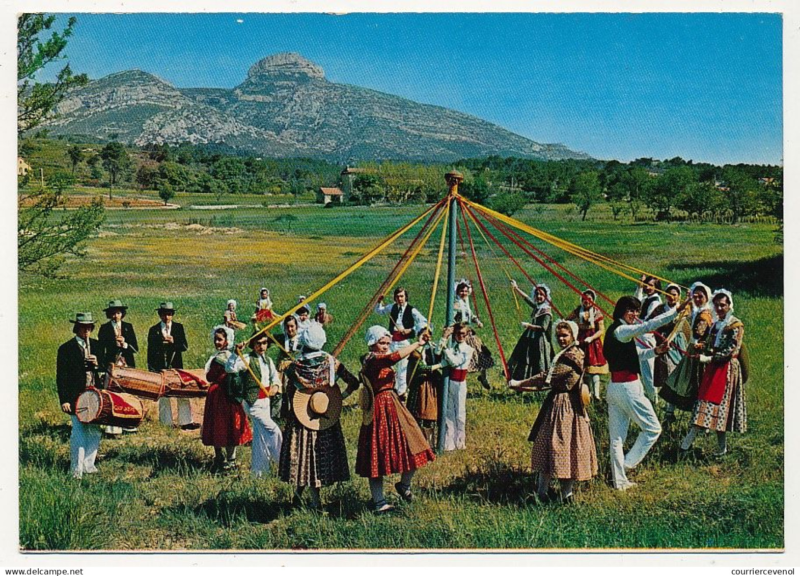 CPM - AUBAGNE (B. Du R.) - Li Dansaïre De Garlaban - Groupe Folklorique - Aubagne