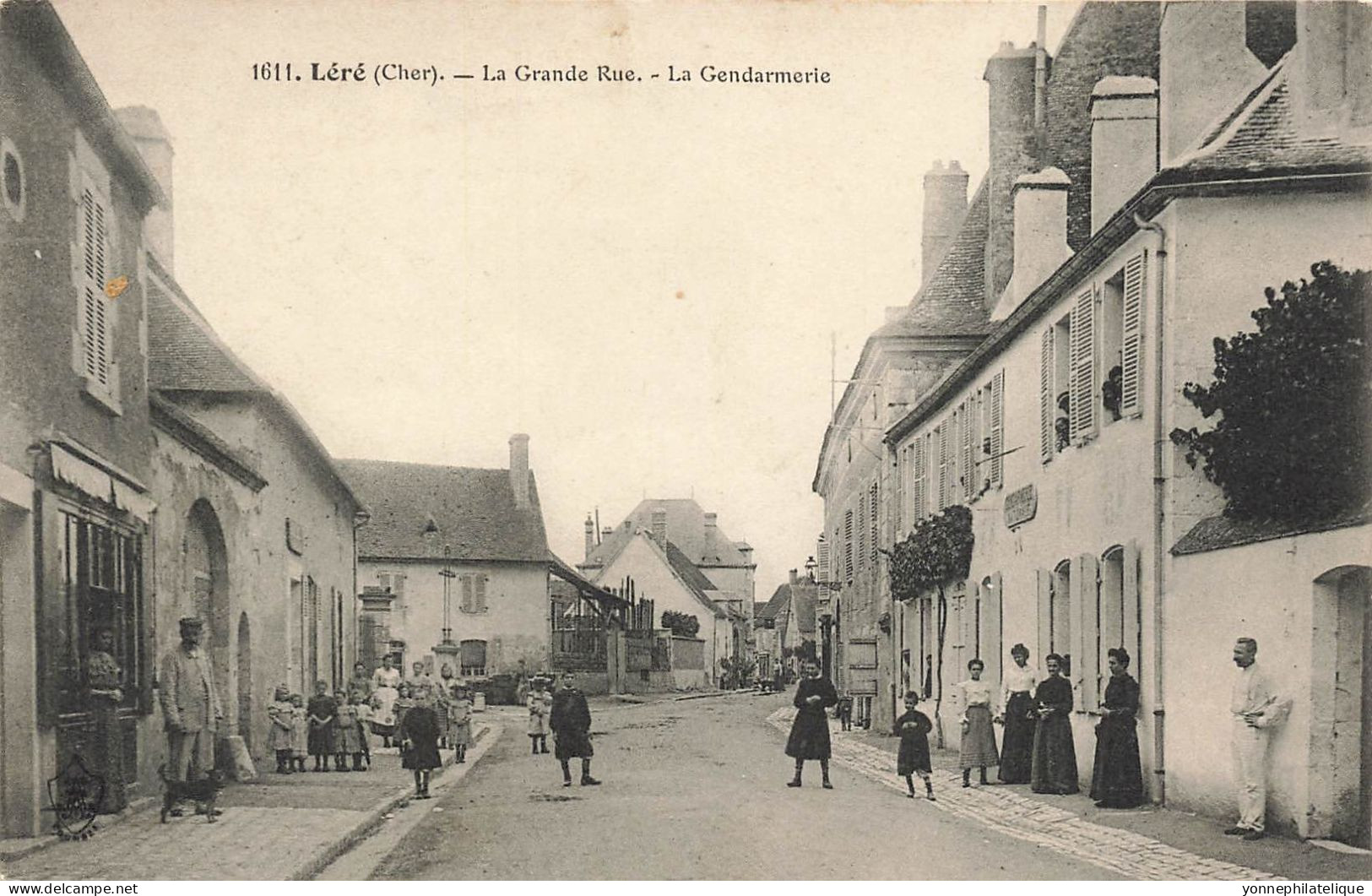 18 - CHER - LERE - Grande Rue - Gendarmerie - Animation - Superbe - 10407 - Lere