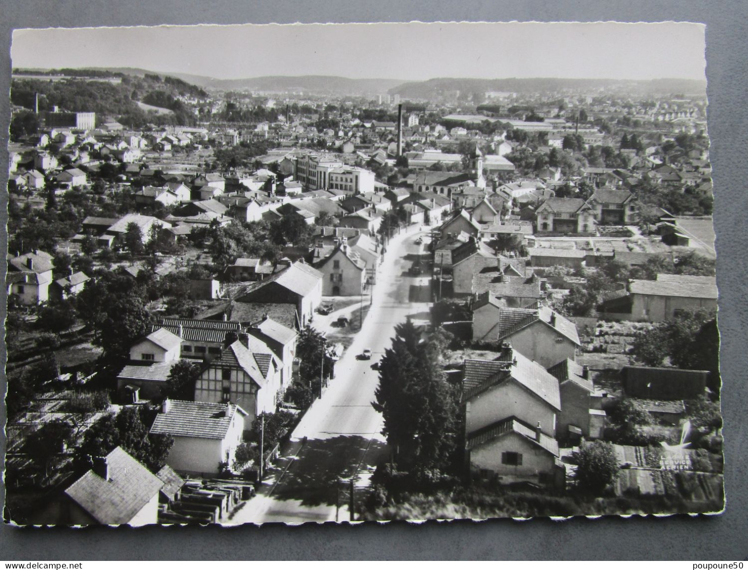 CP 88 Les Vosges En Avion Au Dessus De ... GOLBEY - Rue De Lorraine  Au Fond Usine 1950 - Golbey