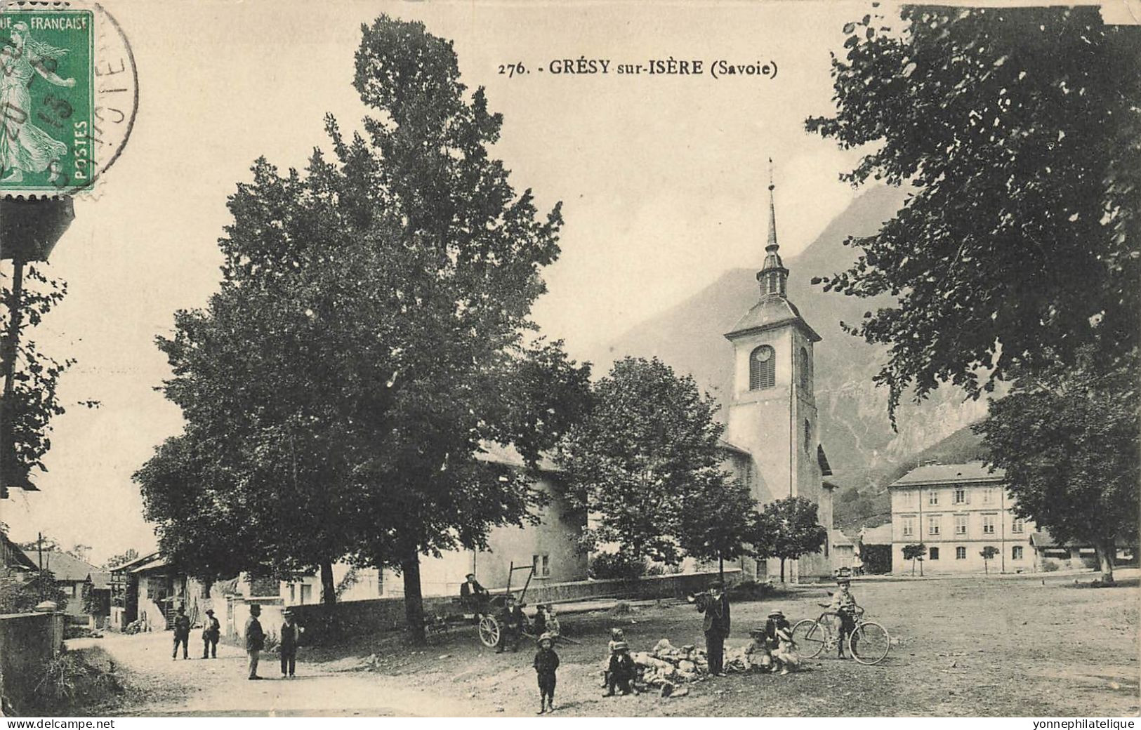 73 - SAVOIE - GRÉSY-SUR-ISÈRE - Vue Sur Place Et église - Animation - Superbe - 10146 - Gresy Sur Isere