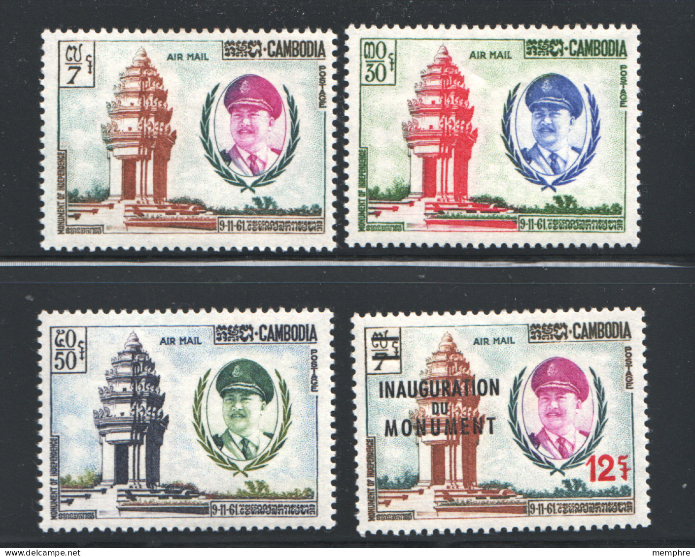 1961  Poste Aérienne  Monument De L'Indépendance  Sc 15-8 * - Cambodia