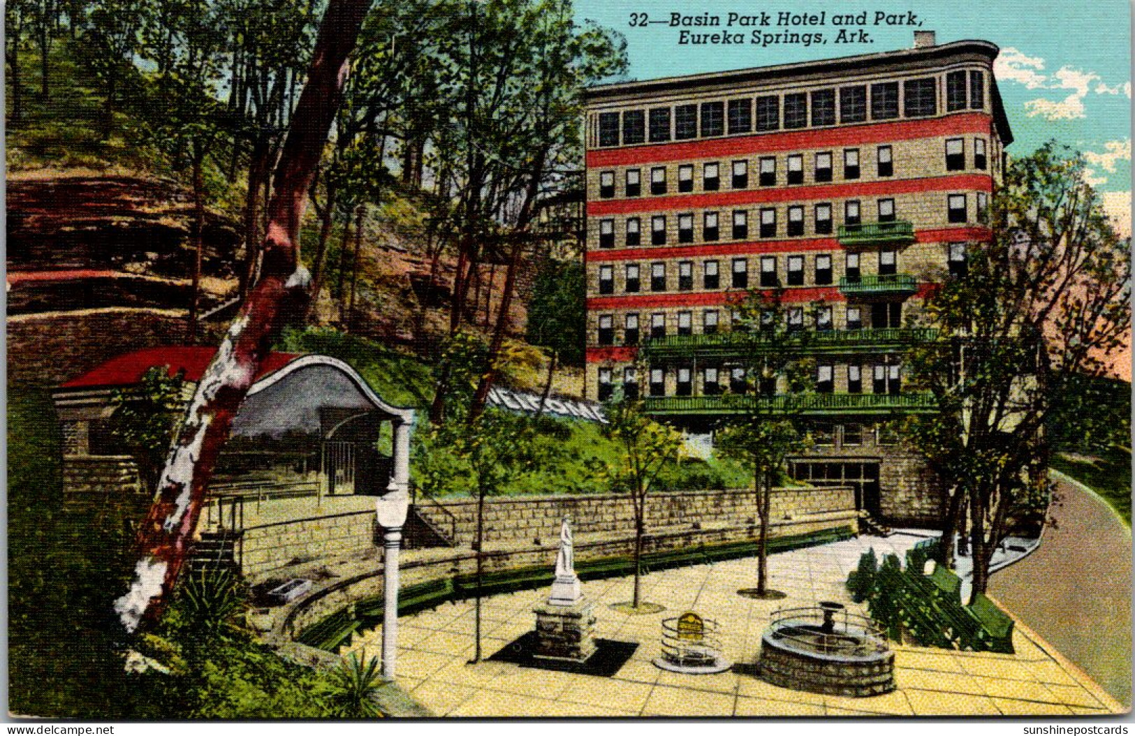 Arkansas Eureka Springs Basin Park Hotel And Park Curteich - Andere & Zonder Classificatie