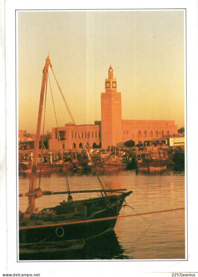 CPM * Koweit  *  Vue Du Port Et Du Seef Palace - Kuwait