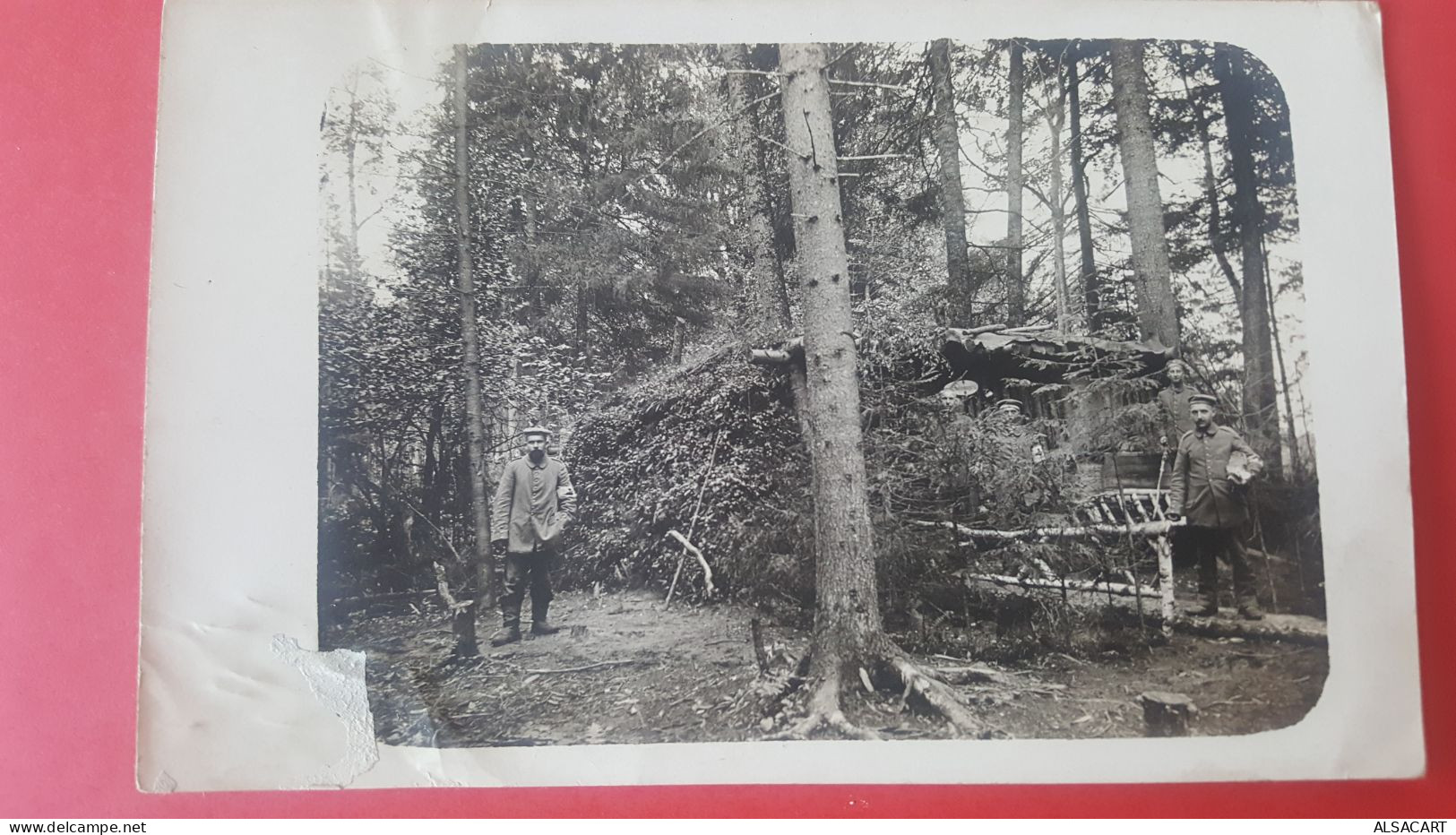 Carte Photo  Militaires Dans Un Abris - Polen