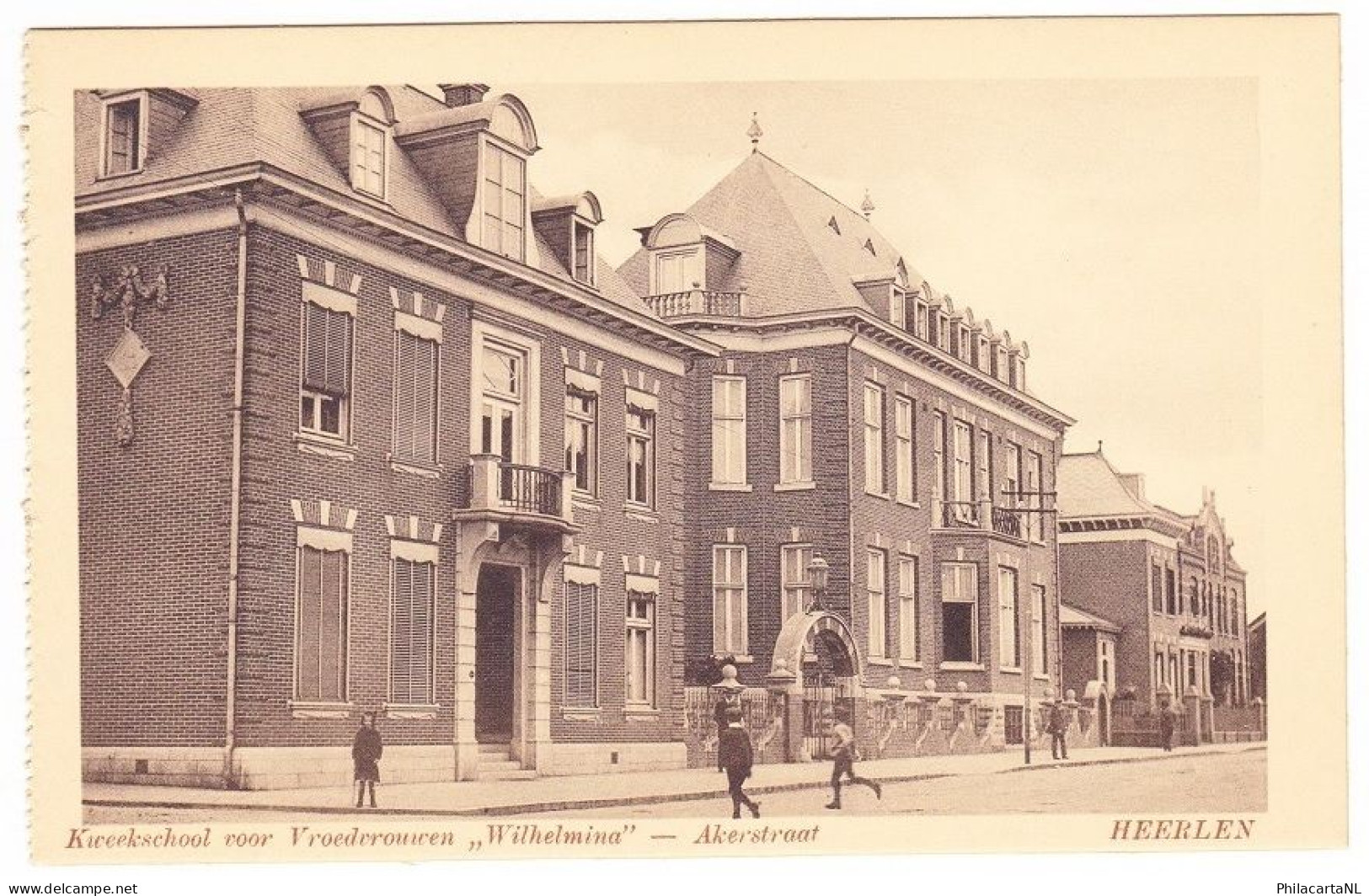 Heerlen - Kweekschool Voor Vroedvrouwen Wilhelmina Akerstraat - Heerlen