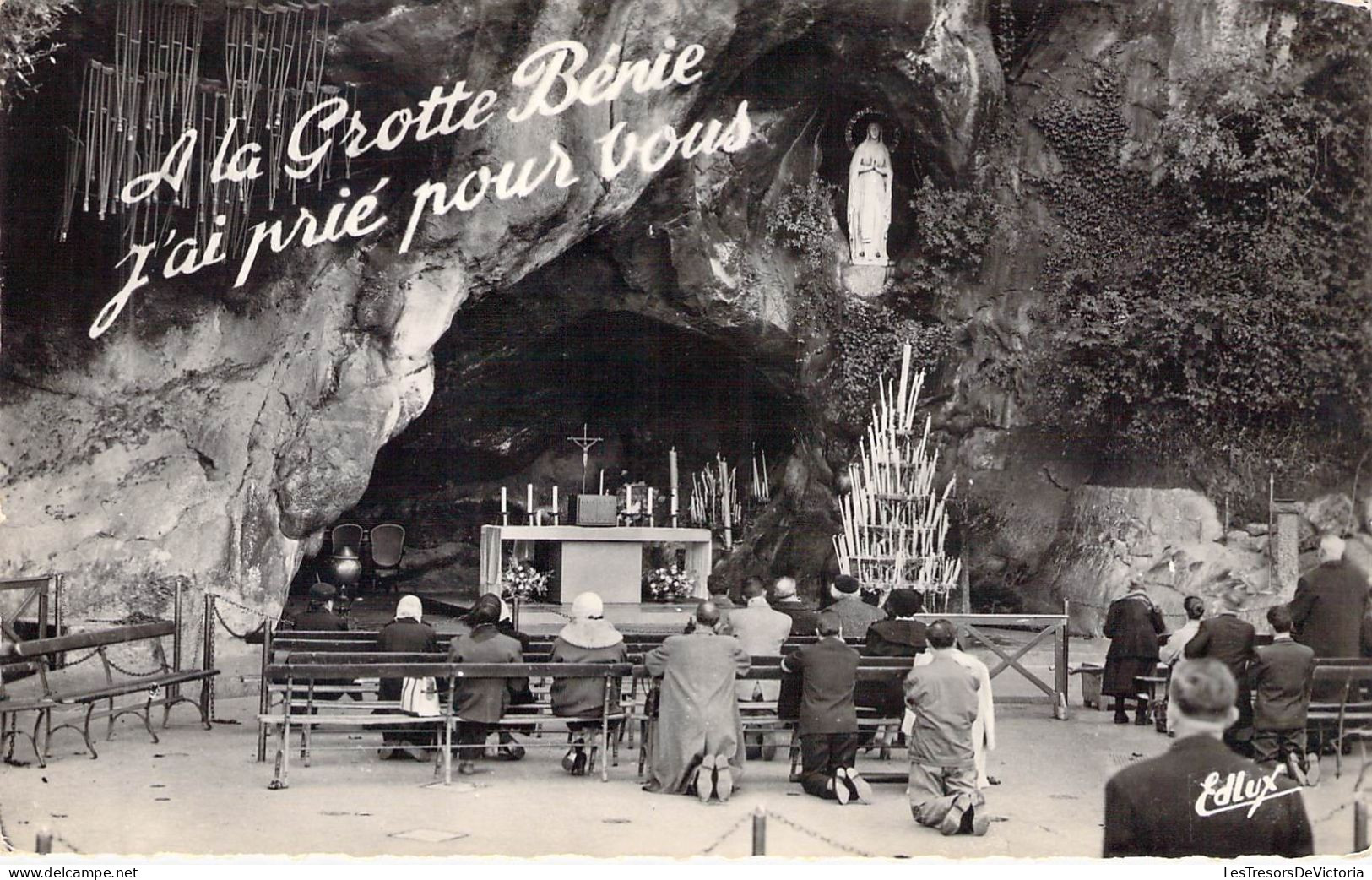 FRANCE - 65 - LOURDES - La Grotte Miraculeuse Dont Le Nouvel Autel En Marbre Des Pyrénées - Carte Postale Ancienne - Lourdes