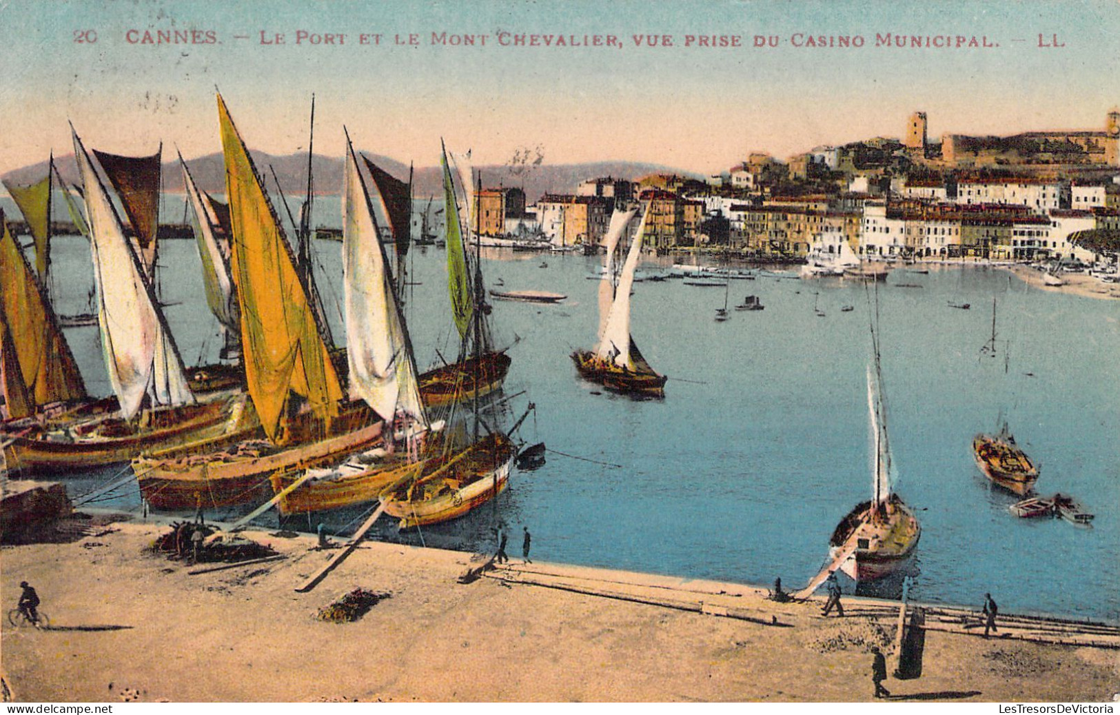 FRANCE - 06 - CANNES - Le Port Et Le Mont Chevalier - Vue Prise Du Casino Municipal - Carte Postale Ancienne - Cannes