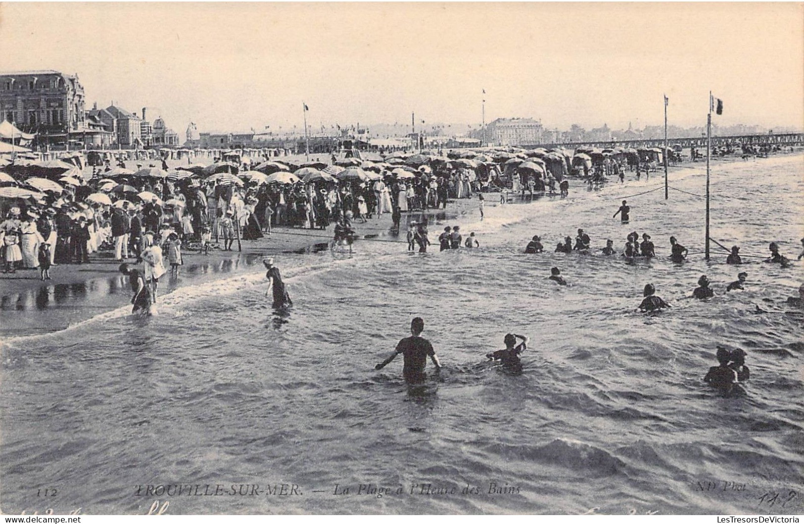 FRANCE - 14 - TROUVILLE SUR MER - La Plage à L'Heure Des Bains - Carte Postale Ancienne - Trouville