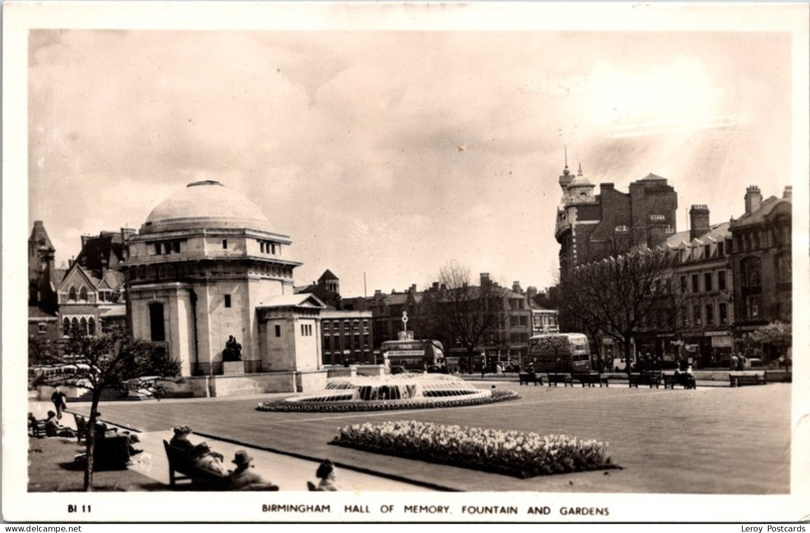 Birmingham, Hall Of Memory, Fountain And Gardens 1958 - Birmingham