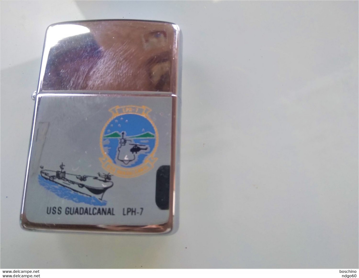 Briquet Zippo - Navire " USS Guadalvanal LPH-7 - Zippo