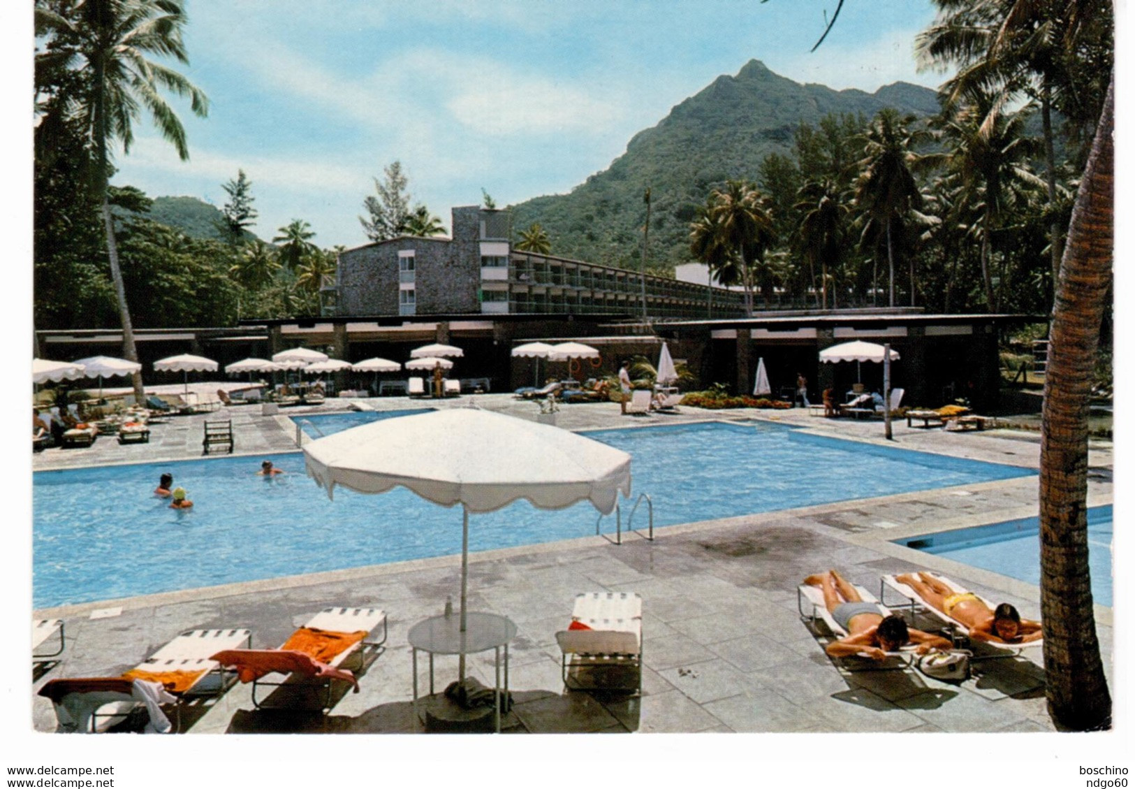 Beau Vallon Bay Hotel / Hôtel à La Baie Du Beau Vallon - Seychelles