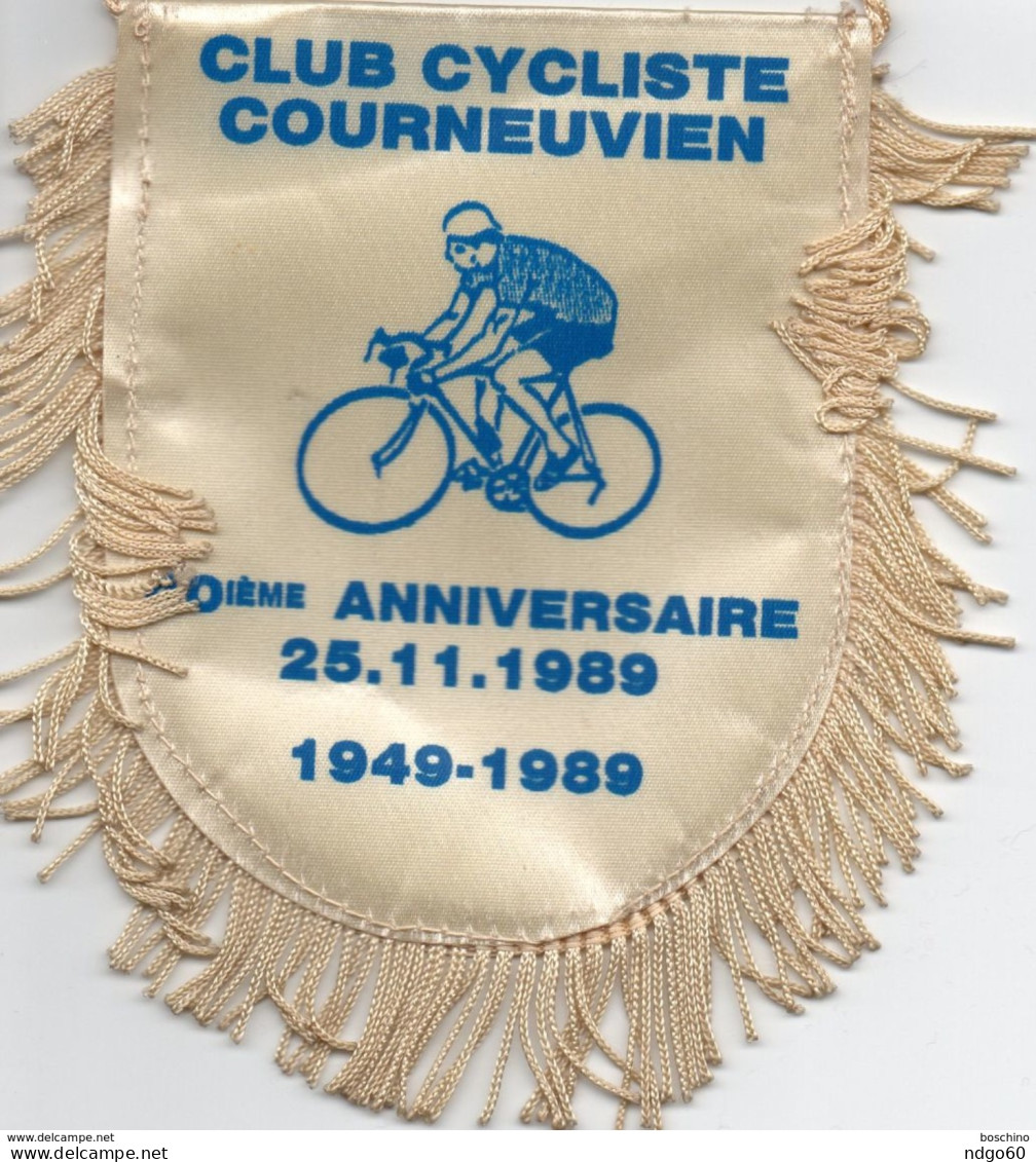 Fanion Du Club Cycliste Courneuvien - Cyclisme