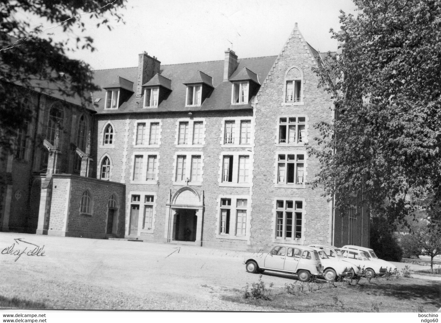 Ploufragan - Les Châtelets Sous Bois " Maison De Repos " Franciscaines Missionnaires De Marie - Ploufragan