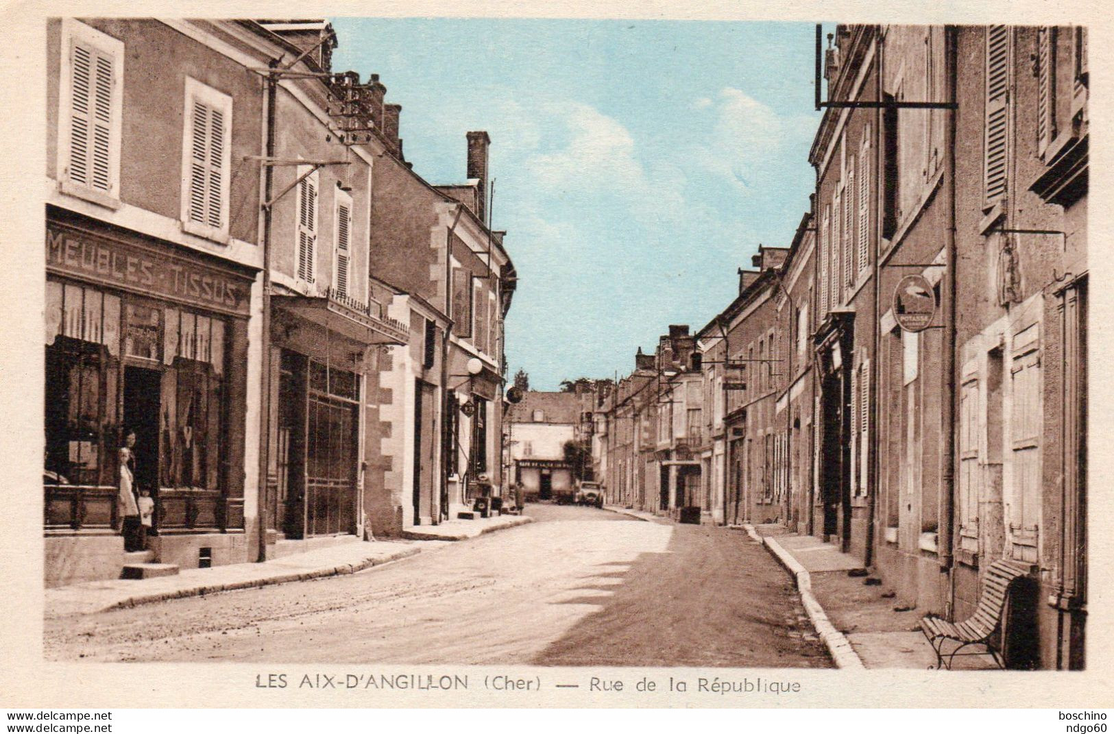 Les Aix D' Angillon - Rue De La République - Les Aix-d'Angillon