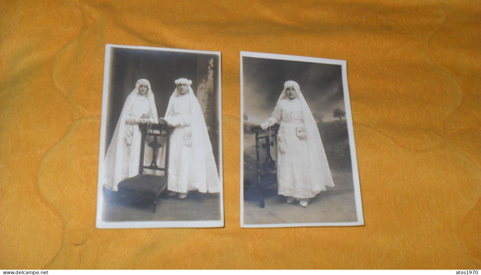 LOT 2 CARTES POSTALES PHOTOS ANCIENNES NON CIRCULEES DATE ?../ SCENE POSE PHOTO COMMUNION JEUNES FILLES..TENUE D'EPOQUE - Comunioni