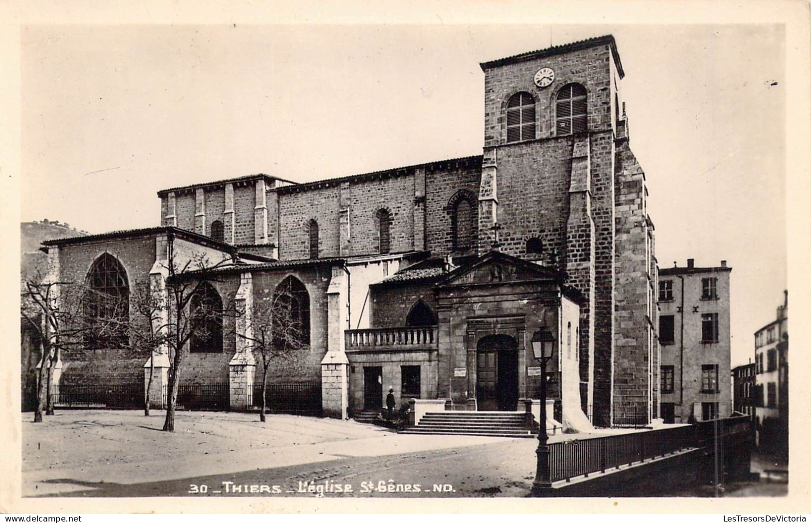 FRANCE - 63 - THIERS - L'Eglise St Gênes - Carte Postale Ancienne - Thiers