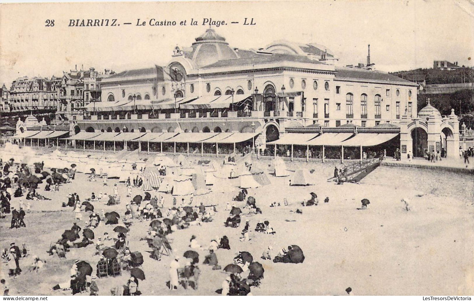 FRANCE - 64 - BIARRITZ - Le Casino Et La Plage - LL - Carte Postale Ancienne - Biarritz