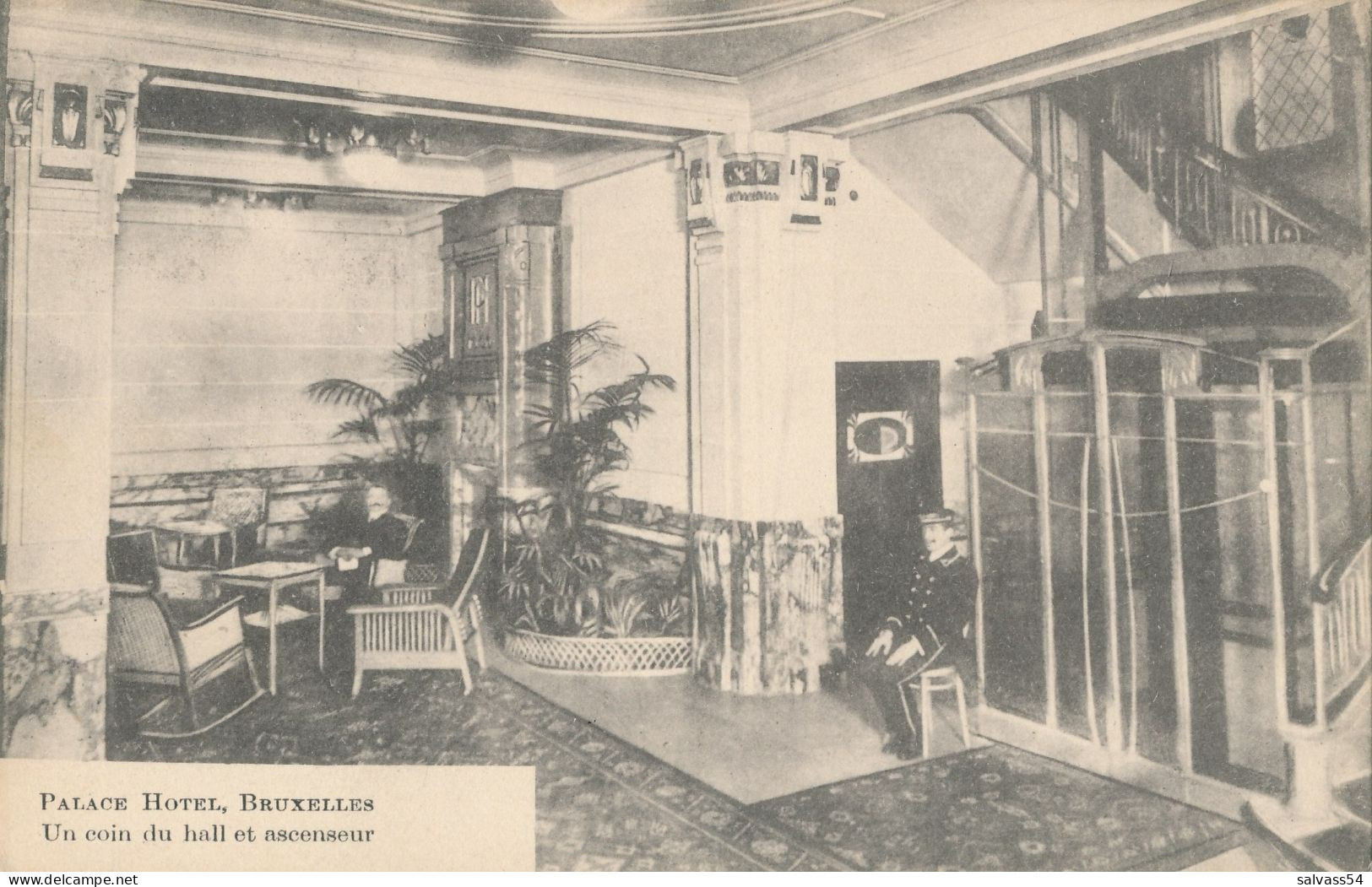 BELGIQUE : BRUXELLES : PALACE HOTEL - Un Coin Du Hall Et Ascenceur - Cafés, Hôtels, Restaurants