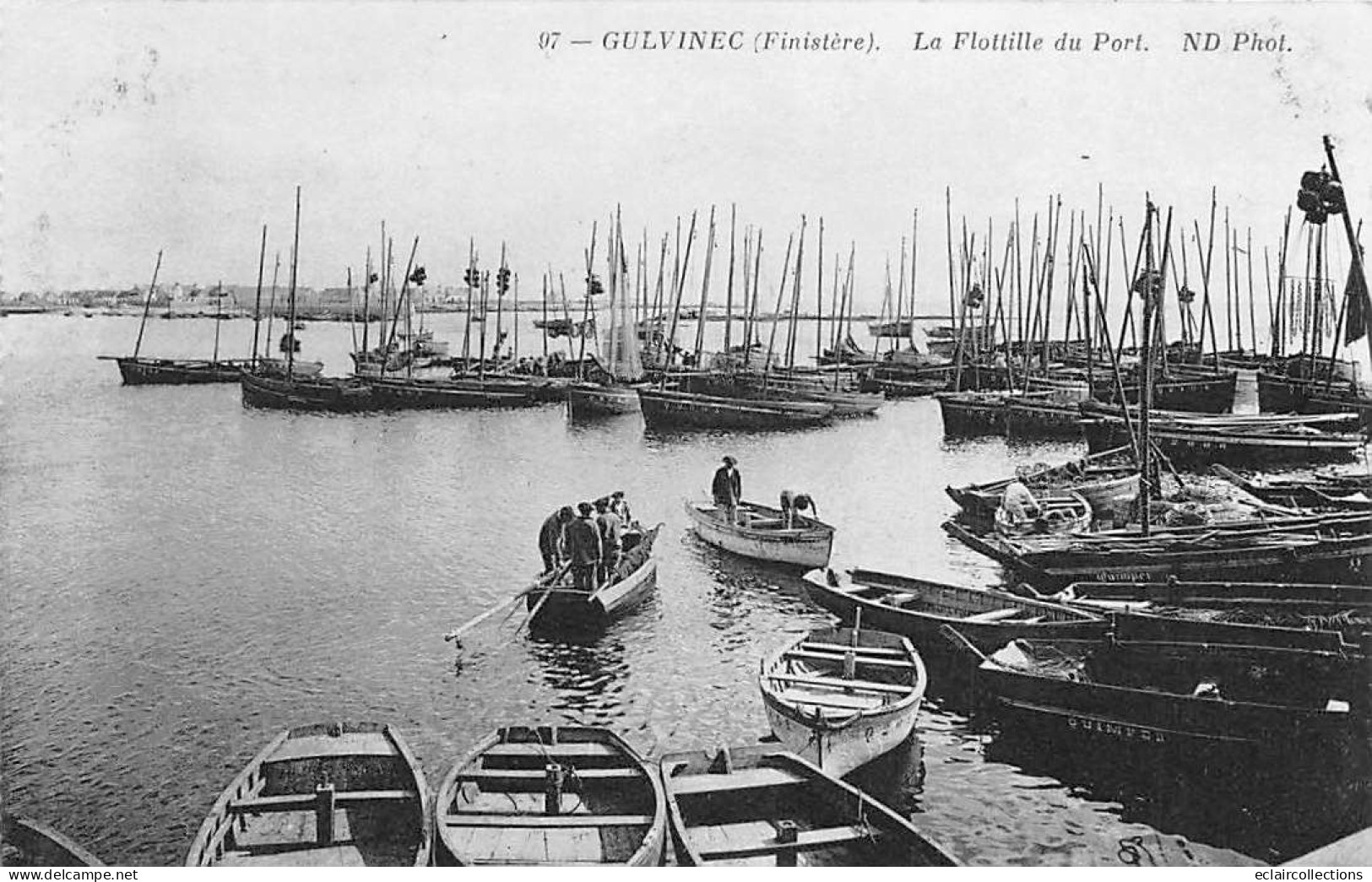 Guilvinec           29        La Flottille Du Port     N° 97   ( Voir Scan) - Guilvinec