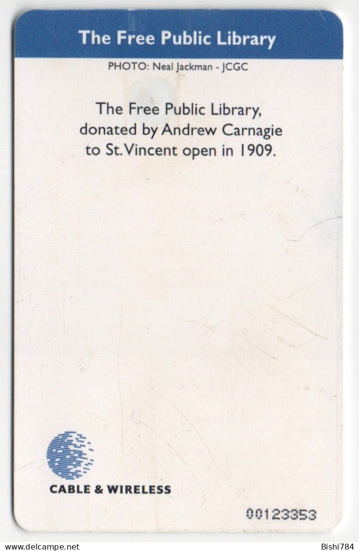 St. Vincent & The Grenadines - The Free Public Library - RED Chip - San Vicente Y Las Granadinas