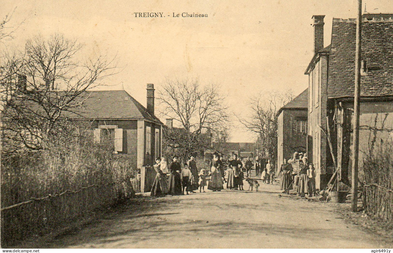- TREIGNY (89) - Hameau Du Chaineau  (bien Animée)  -25562- - Treigny