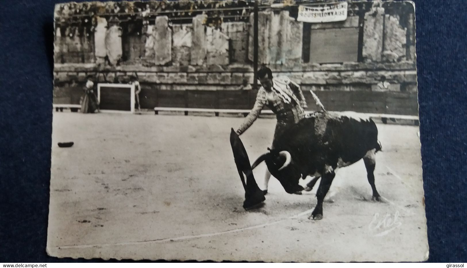 CPSM CORRIDA DE TOROS  TAUREAU PASSE EN REDONDO TORERO TOREADOR 1953 3E ESTEL 2 EME CHOIX - Bull