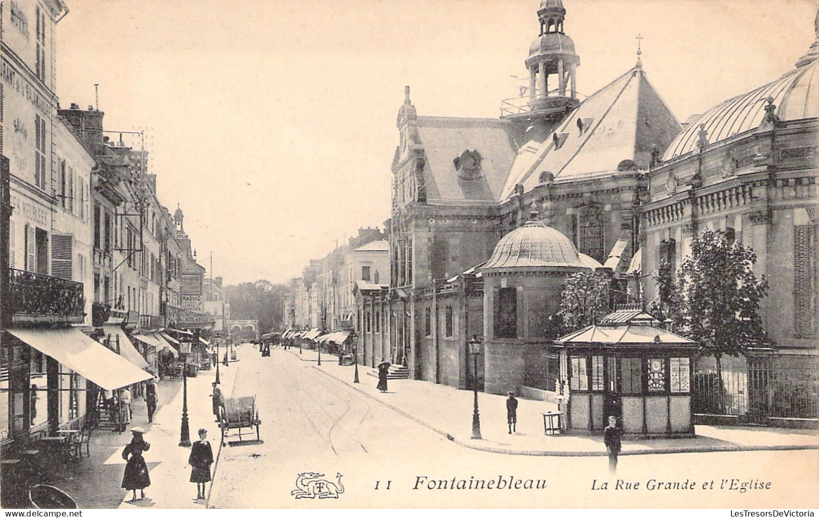 FRANCE - 77 - FONTAINEBLEAU - La Rue Grande Et L'Eglise - Carte Postale Ancienne - Fontainebleau