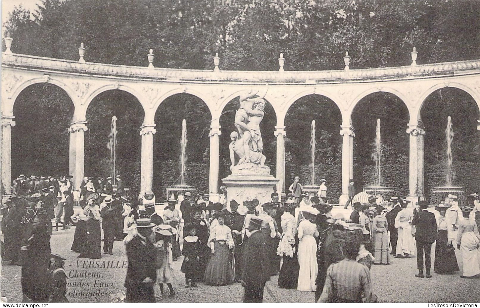 FRANCE - 78 - VERSAILLES - Grandes Eaux Coloniales - Carte Postale Ancienne - Versailles (Castello)