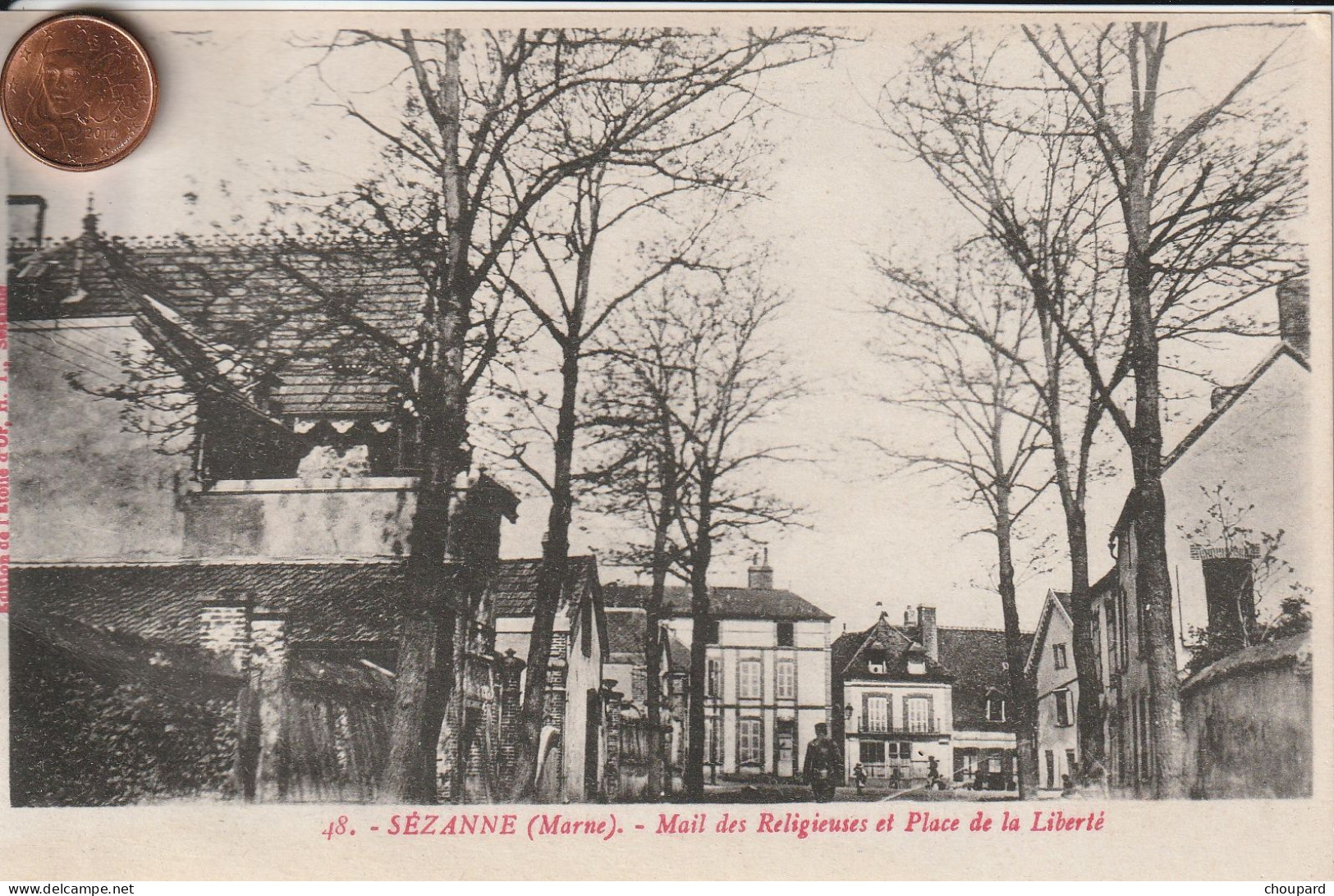 51 - Carte Postale Ancienne De SEZANNE    Place De La Liberté - Sezanne