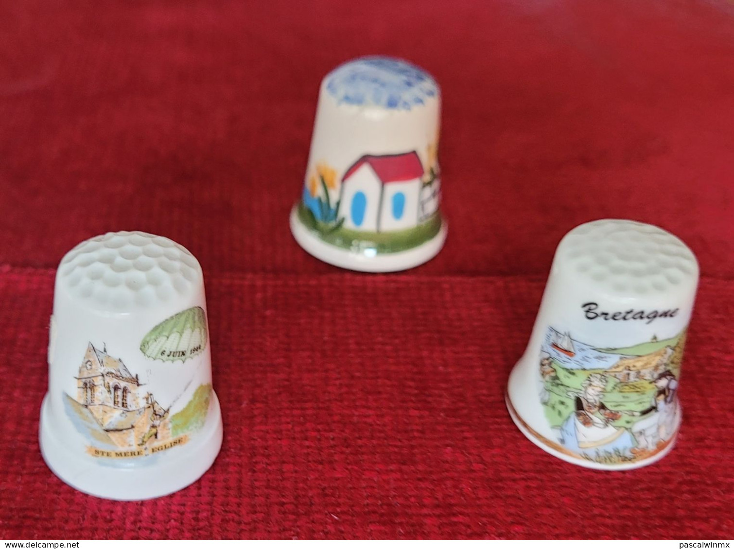 LOT De 3 DES à COUDRE En PORCELAINE  Thème FRANCE - Vingerhoeden